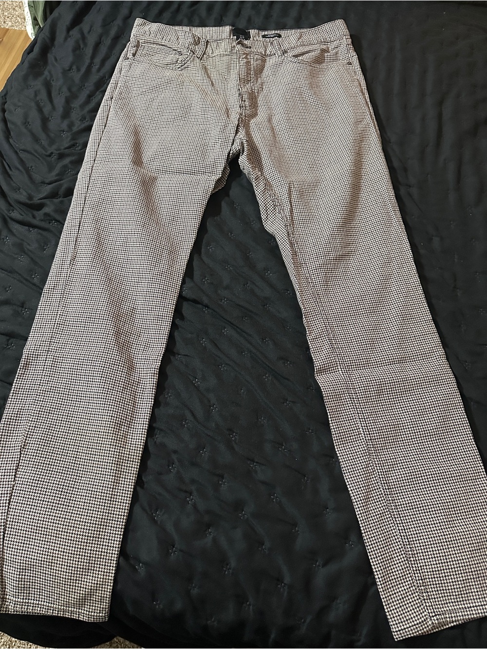 H&M Skinny Fit Houndstooth Pants Men’s US 33 Brown Black & White Plaid Stretch